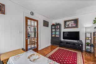 90-39 201st St, Hollis, NY 11423 - Photo 4