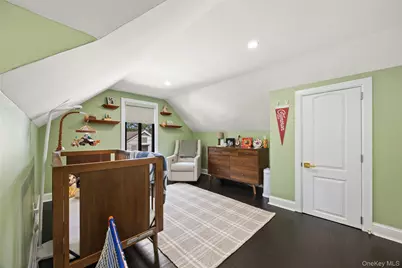 27 Clarendon Road, Scarsdale, NY 10583 - Photo 14