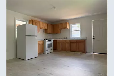50 S Montgomery Street #7, Walden, NY 12586 - Photo 2