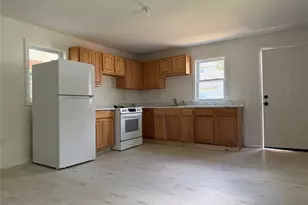50 S Montgomery St, Walden, NY 12586 - Photo 2