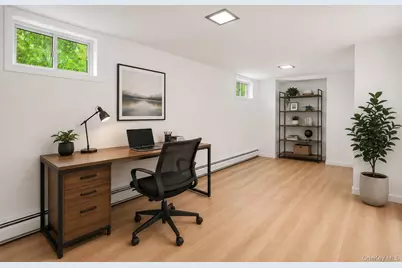 174 Frederick Avenue, Floral Park, NY 11001 - Photo 26