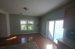 20 Laurel Rd, Lindenhurst, NY 11757 - Photo 8
