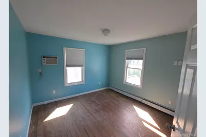 20 Laurel Road, Lindenhurst, NY 11757 - Photo 12