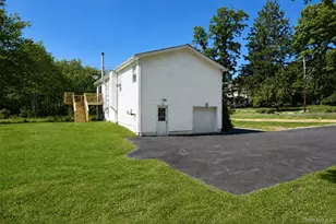 89 Quannacut Rd, Pine Bush, NY 12566 - Photo 2