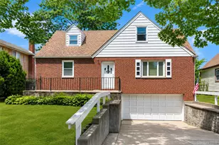 325 W Valley Stream Blvd, Valley Stream, NY 11580 - Photo 1