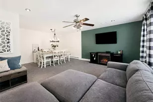 4476 Express Dr S, Ronkonkoma, NY 11779 - Photo 6
