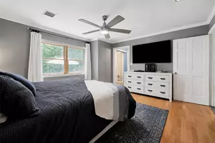 4476 Express Dr S, Ronkonkoma, NY 11779 - Photo 18