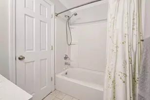 4476 Express Dr S, Ronkonkoma, NY 11779 - Photo 16