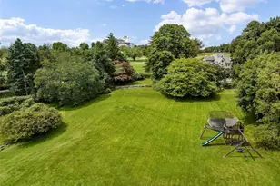 25 Hilltop Pl, Rye, NY 10580 - Photo 34