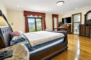 47-18 163rd Pl, Flushing, NY 11358 - Photo 14