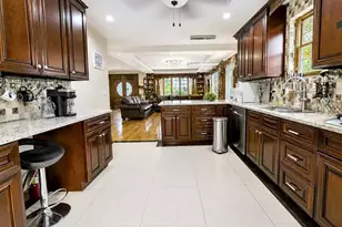 47-18 163rd Pl, Flushing, NY 11358 - Photo 2