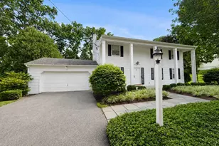 29 Fair Way, Poughkeepsie, NY 12603 - Photo 2
