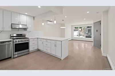 19-25 22nd Road, Astoria, NY 11105 - Photo 4