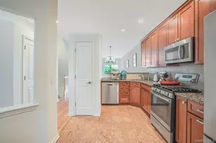 504 Southview Dr, Poughkeepsie, NY 12601 - Photo 10