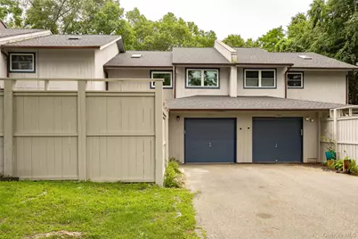 1905 Chelsea Cove S, Hopewell Junction, NY 12533 - Photo 34