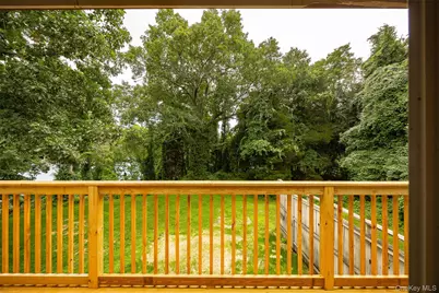 1905 Chelsea Cove S, Hopewell Junction, NY 12533 - Photo 16