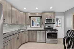 10 Sam Law Dr, Monsey, NY 10952 - Photo 10