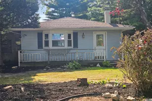 58 Terapin St, Mastic, NY 11950 - Photo 2