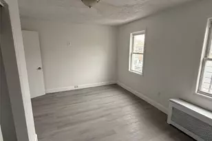 91-13 77th St, Woodhaven, NY 11421 - Photo 6