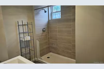 52 Chestnut Street #2, Yonkers, NY 10701 - Photo 4