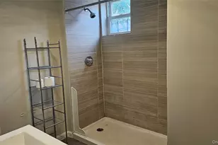52 Chestnut St, Yonkers, NY 10701 - Photo 4