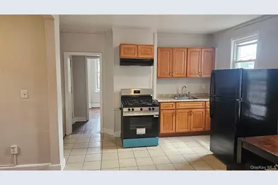 52 Chestnut Street #2, Yonkers, NY 10701 - Photo 6