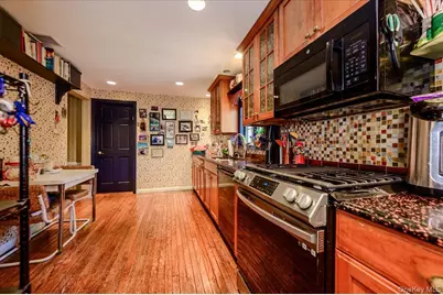 928 Northfield Road, Woodmere, NY 11598 - Photo 12
