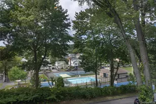210 Abbott Ave, Elmsford, NY 10523 - Photo 16