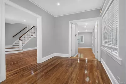24640 Alameda Avenue, Little Neck, NY 11362 - Photo 4