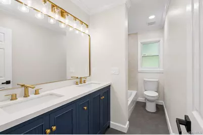 1 Gables Boulevard, East Setauket, NY 11733 - Photo 12