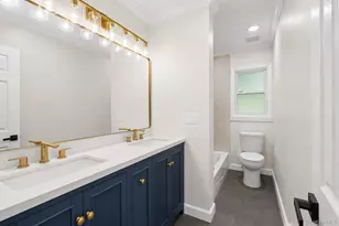1 Gables Blvd, East Setauket, NY 11733 - Photo 12