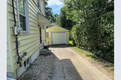 22 Irma Avenue, Port Washington, NY 11050 - Photo 2