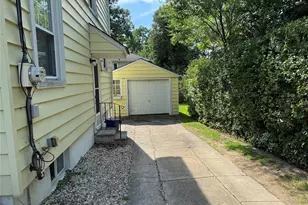 22 Irma Ave, Port Washington, NY 11050 - Photo 2