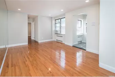 7 Bond Street #3B, Great Neck, NY 11021 - Photo 6