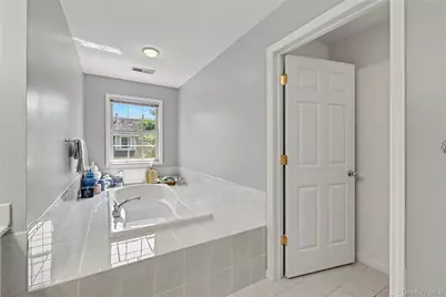 1805 Half Moon Bay Drive, Croton on Hudson, NY 10520 - Photo 28