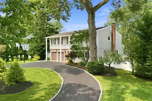 54 Twin Oaks Dr, Kings Park, NY 11754 - Photo 4
