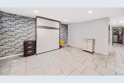 5120 69th Place, Woodside, NY 11377 - Photo 28