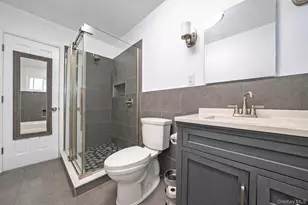 51-20 69th Pl, Woodside, NY 11377 - Photo 24