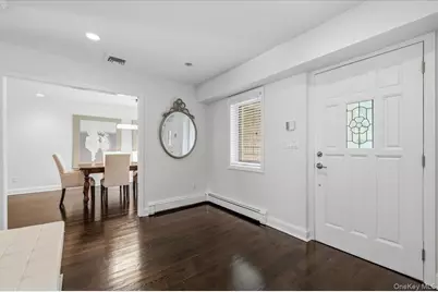 35 Bucknell Drive, Plainview, NY 11803 - Photo 4