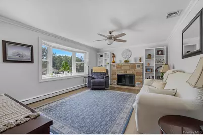 3 Carlson Court, Kings Park, NY 11754 - Photo 4
