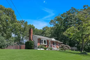 3 Carlson Ct, Kings Park, NY 11754 - Photo 22