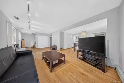 6861 Cloverdale Boulevard #108, Bayside, NY 11364 - Photo 2