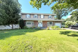 7 Estates Dr, Port Jefferson Station, NY 11776 - Photo 6