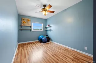 4230 E Tremont Ave, Bronx, NY 10465 - Photo 16