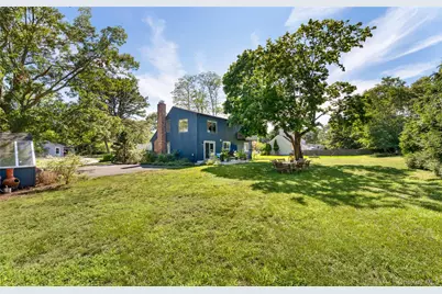 4 Joysan Court, Hampton Bays, NY 11946 - Photo 24