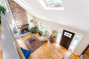 4 Joysan Ct, Hampton Bays, NY 11946 - Photo 20