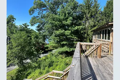 122 Woods Road, Greenwood Lake, NY 10925 - Photo 16