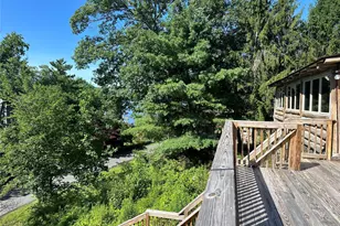 122 Woods Rd, Greenwood Lake, NY 10925 - Photo 16
