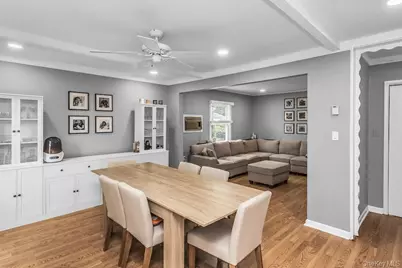 34 Vista Lane, Levittown, NY 11756 - Photo 4