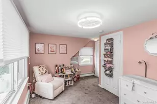 34 Vista Ln, Levittown, NY 11756 - Photo 16